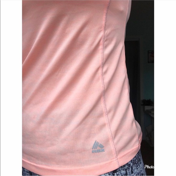 Pink and blue dri-fit tshirt - Picture 3 of 5